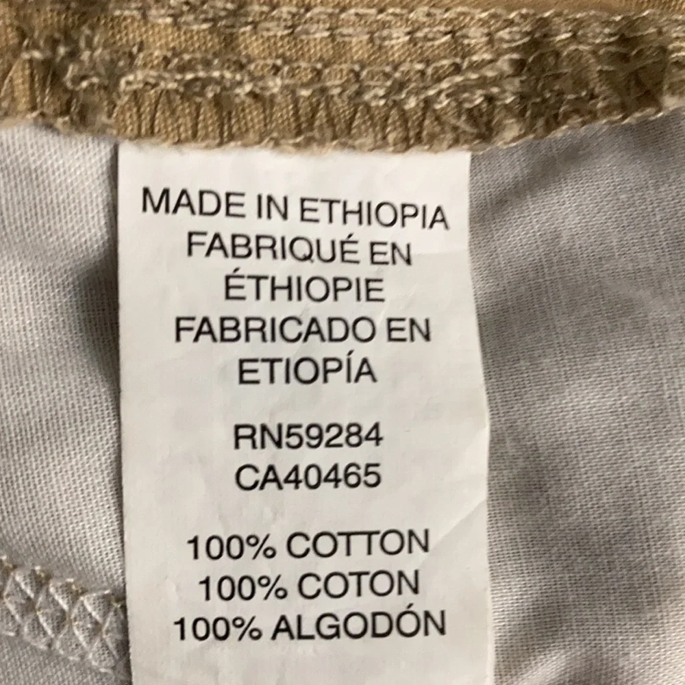 The Children’s Place Tan Shorts Size 18-24M